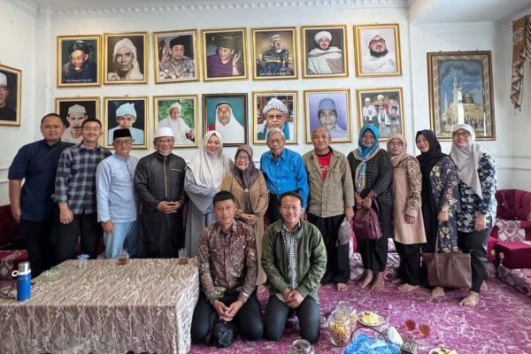STISIP Tasikmalaya Bersama Pondok Pesantren Bahrul Ulum Singaparna Membuka Kelas B – S1 dan S2